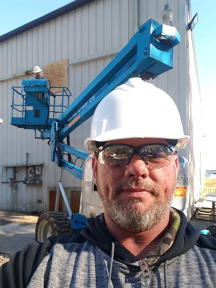 Slide of Elite Contracting Solutions