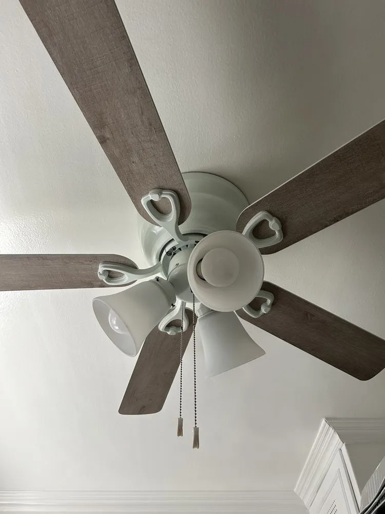 Slide of Elite Electric & HVAC