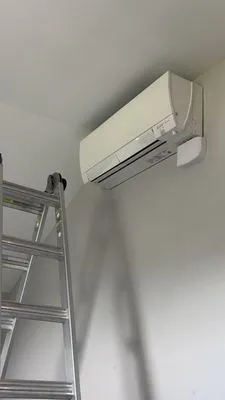 Elite Heating & Cooling Logo