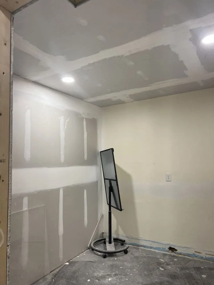 Slide of Elite Home & Building Solutions