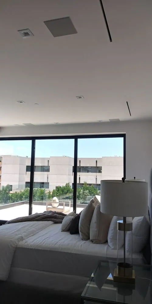 Slide of Elite Mechanical SD