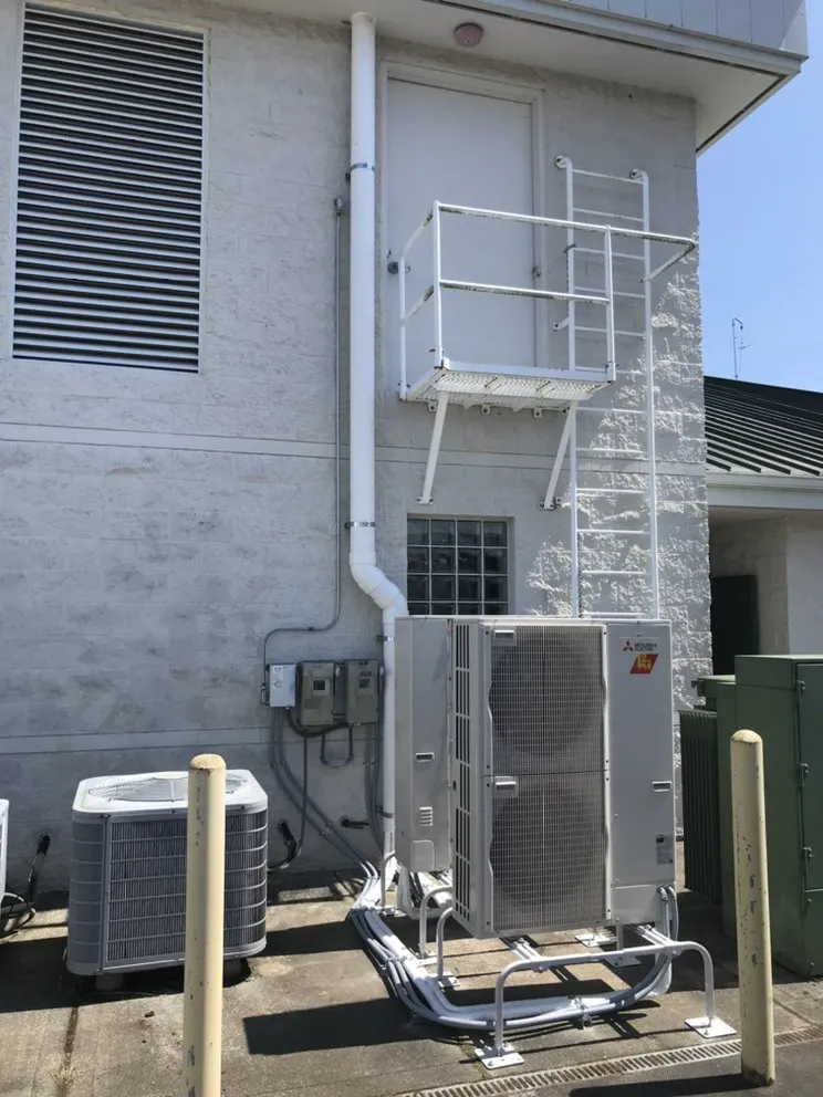 Slide of Elite Mechanical Services