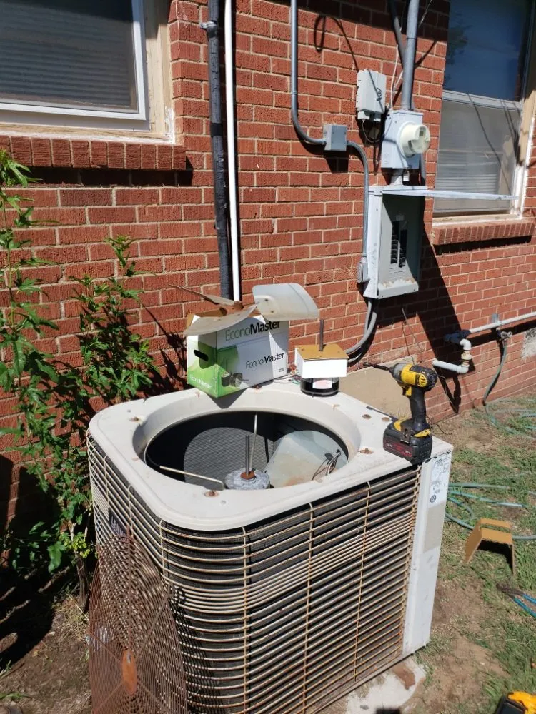 Slide of Elite Property Maintenance