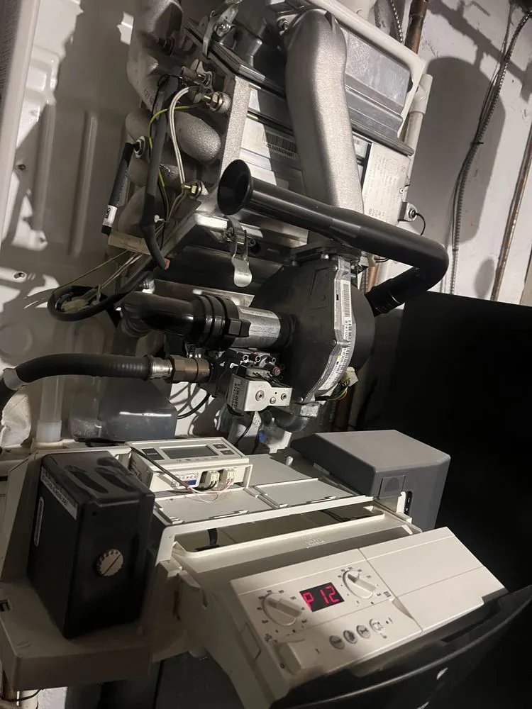 Slide of Elite Repairs