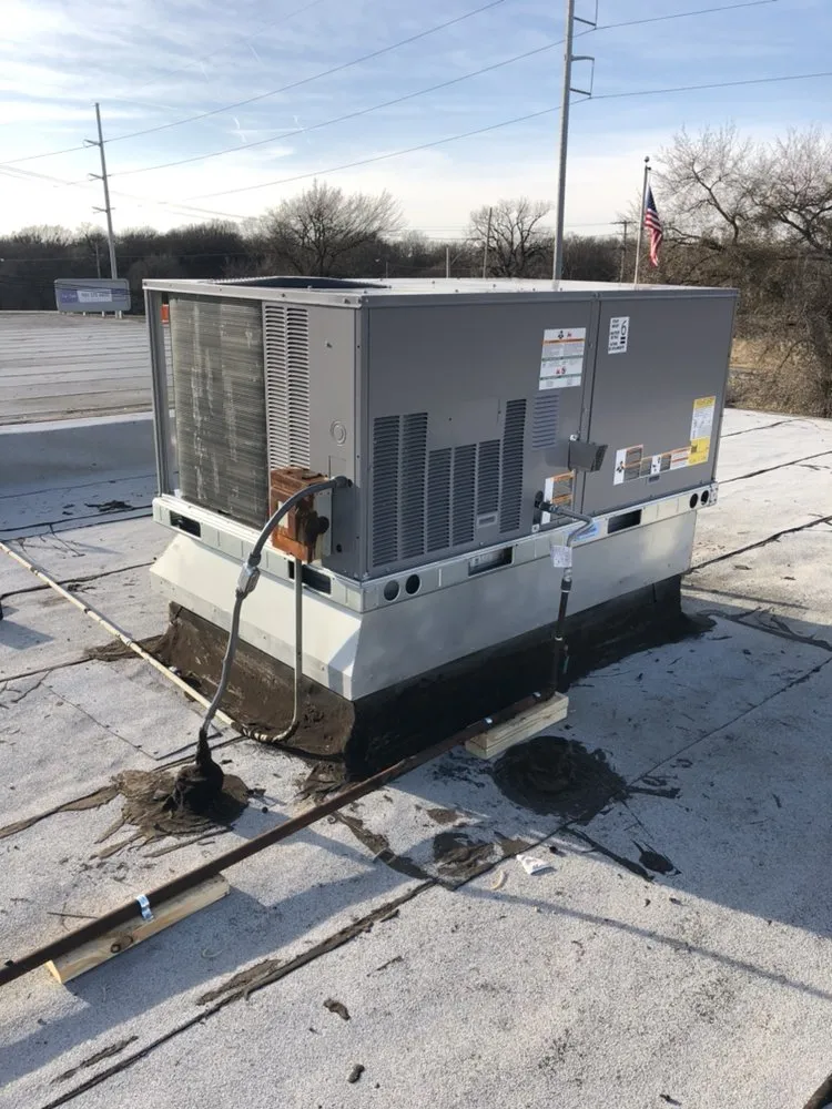 Slide of Ellendale Heating & Air Conditioning Services