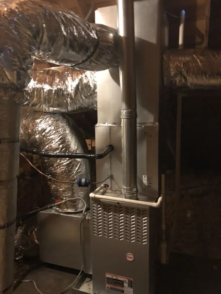 Slide of Ellendale Heating & Air Conditioning Services