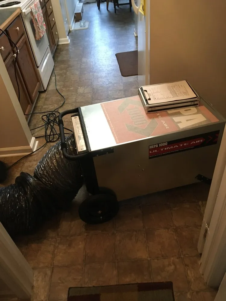 Slide of Elliot's Air Care