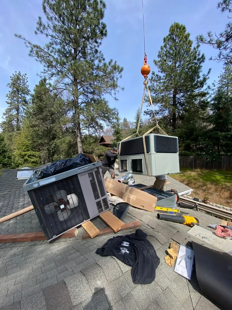 Slide of Ellis Heating & Air