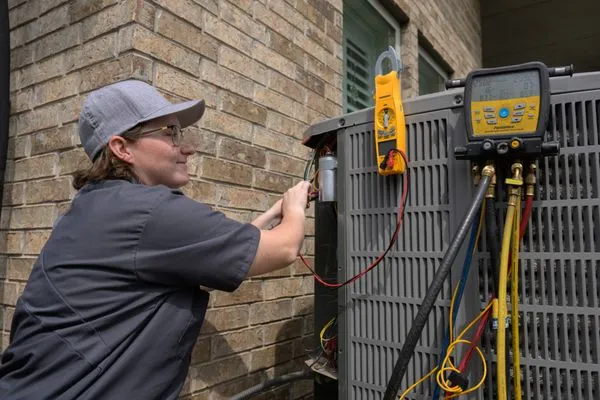 Emerald Heat & Air Logo