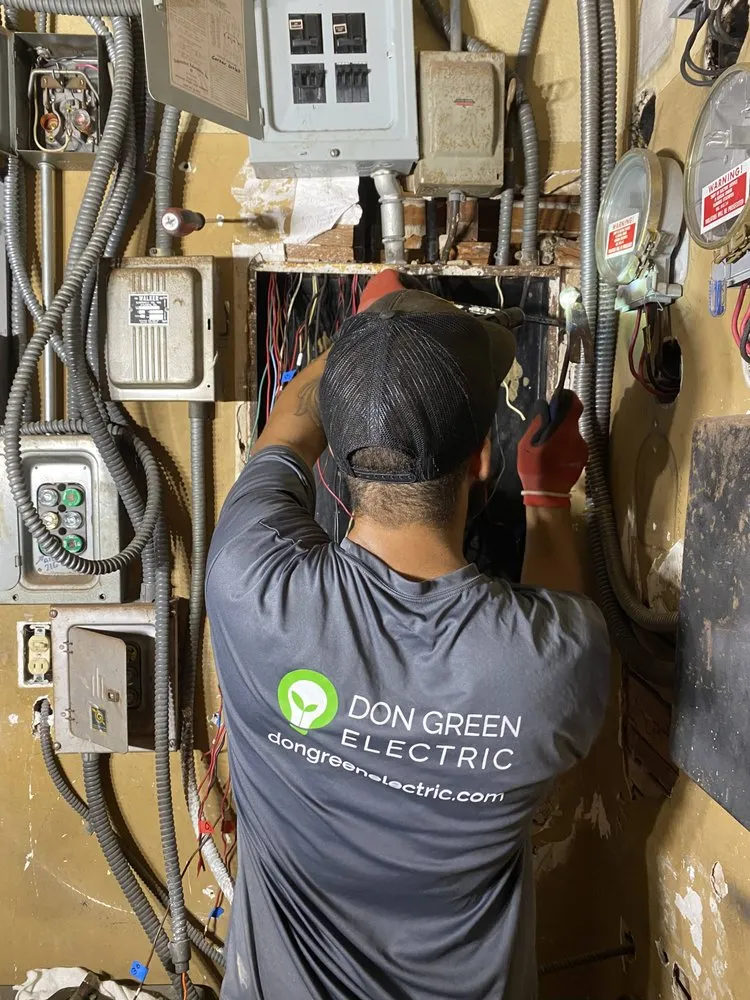 Slide of Emerald Home Services- Stuart