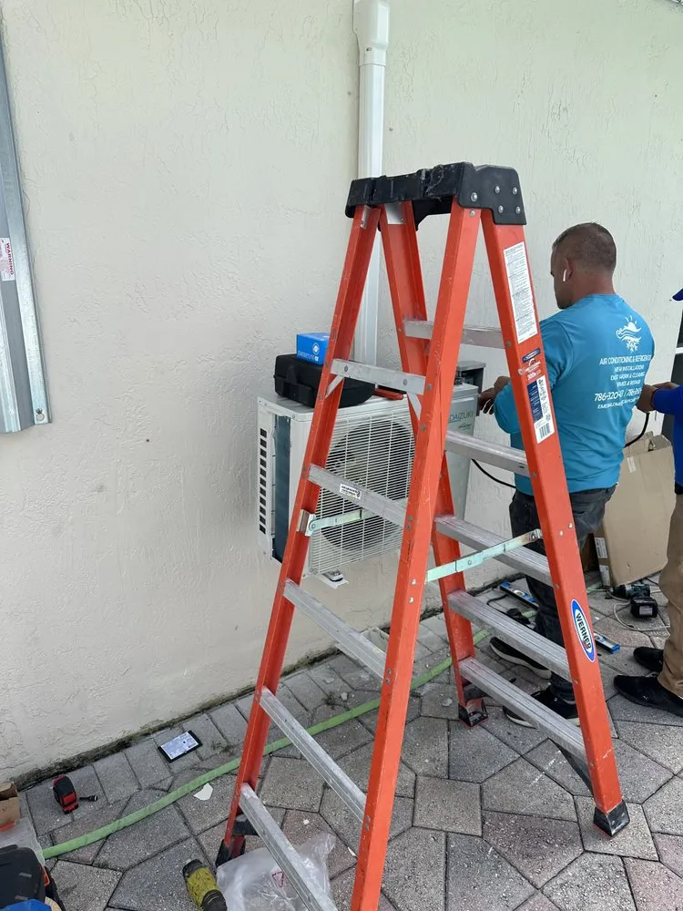 Slide of Emerald Ostel Mechanical