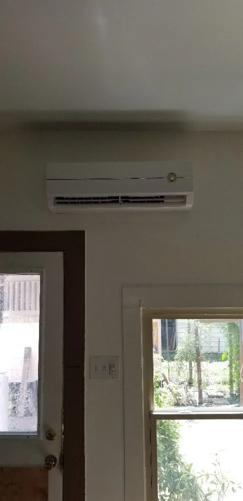 Slide of Emergency Mechanical Services