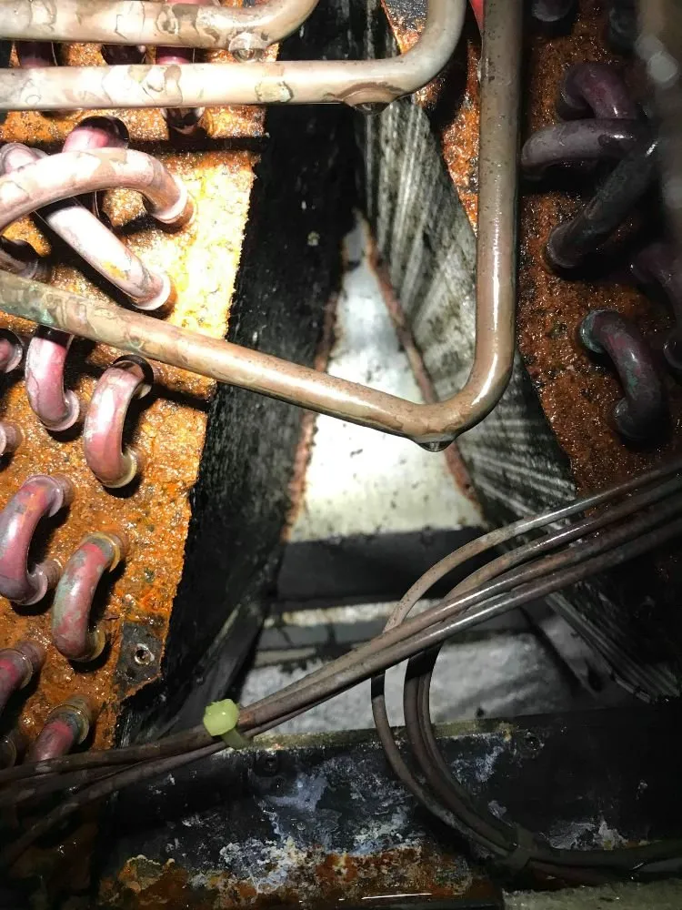 Slide of E.M.R's Handyman & Construction