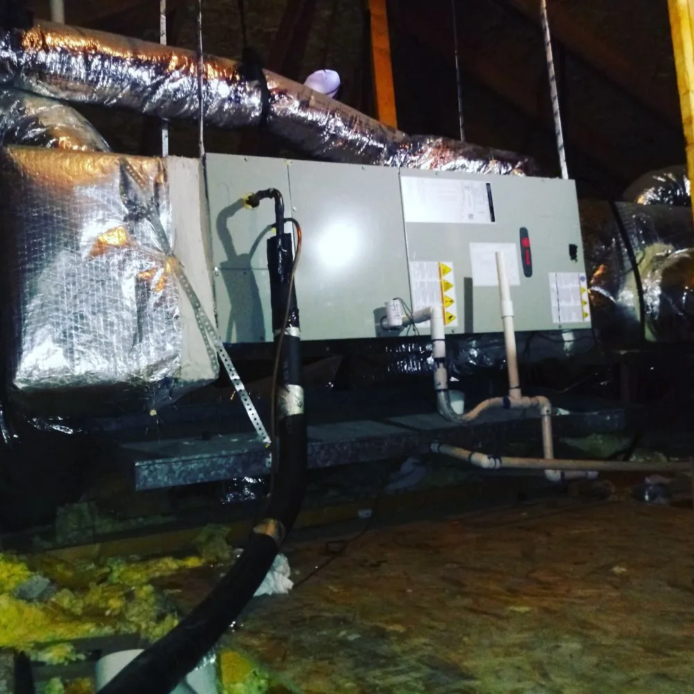 Slide of E.M.R's Handyman & Construction