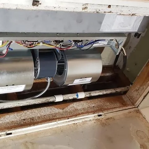 Slide of Enamorado Home Services