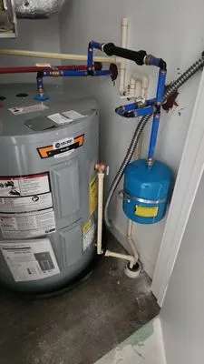 Enf Plumbing & Heating Logo