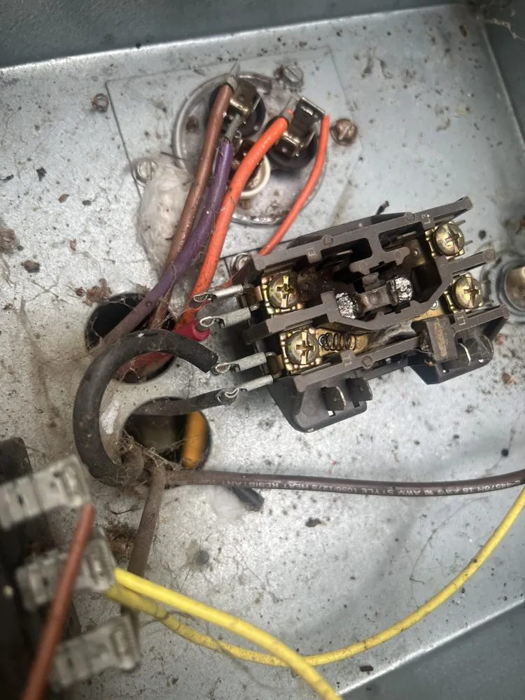 Slide of Enova Heating & Air Conditioning