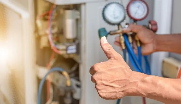 Equinox Air Conditioning Belmont Logo