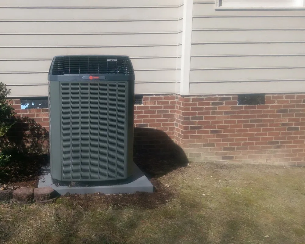 Slide of Equinox Air Conditioning Indio