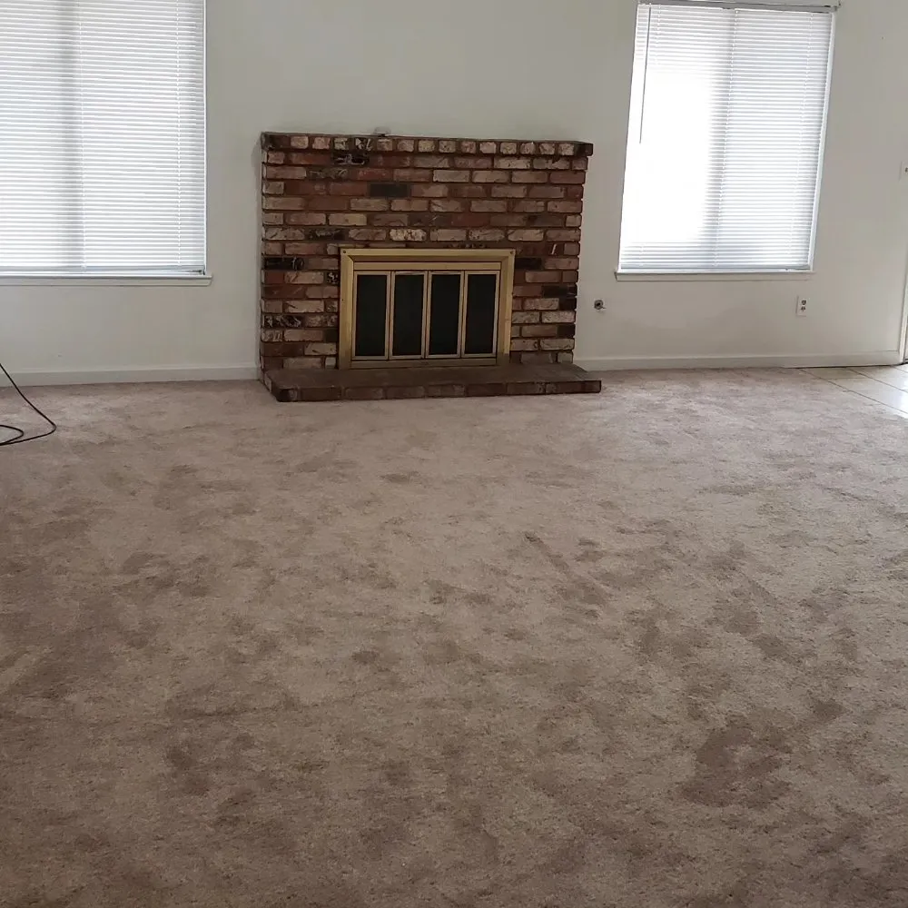 Slide of E&R Handyman Services