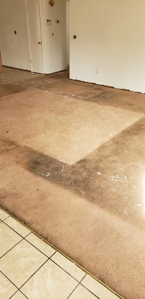 Slide of E&R Handyman Services