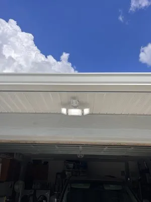 Ericks Electric Logo