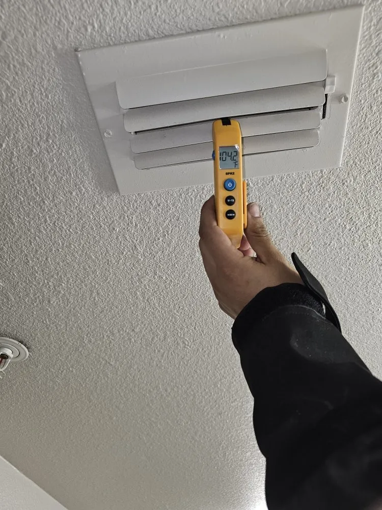 Slide of Eric's Electrical Heating & Air Conditioning