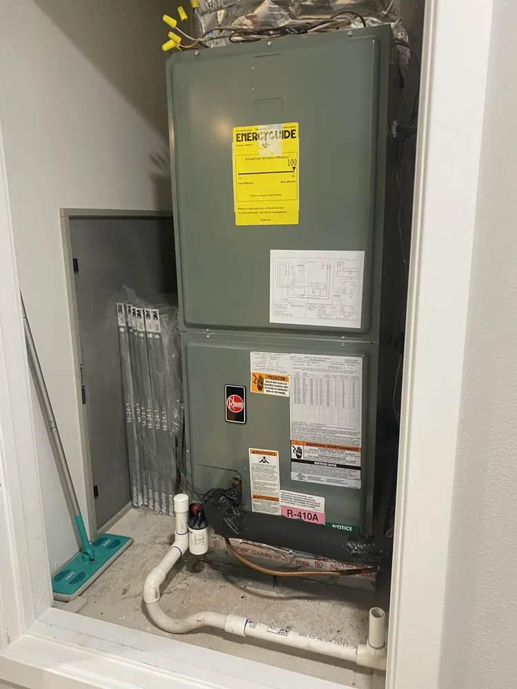 Slide of Es Maintenance and Service