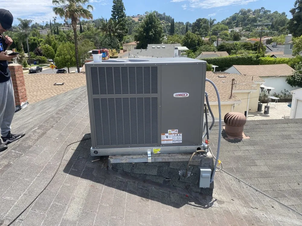 Slide of Es Maintenance and Service