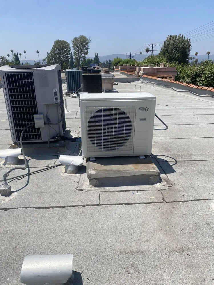 Slide of Es Maintenance and Service