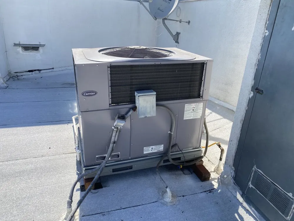 Slide of Es Maintenance and Service