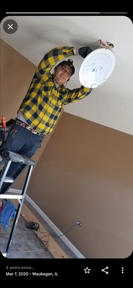 Slide of Espino Electric