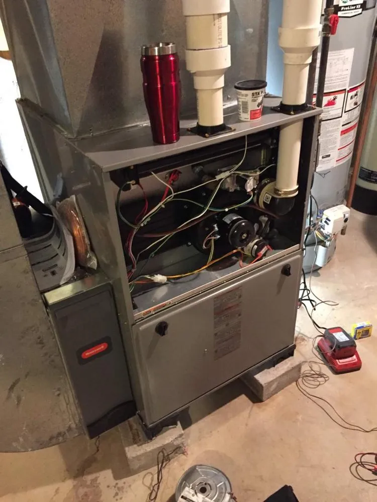 Slide of Etek Refrigeration Heating & Cooling