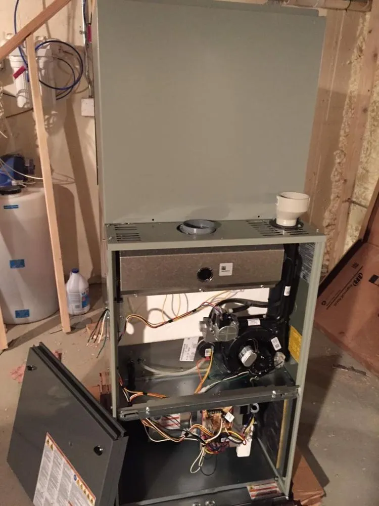 Slide of Etek Refrigeration Heating & Cooling