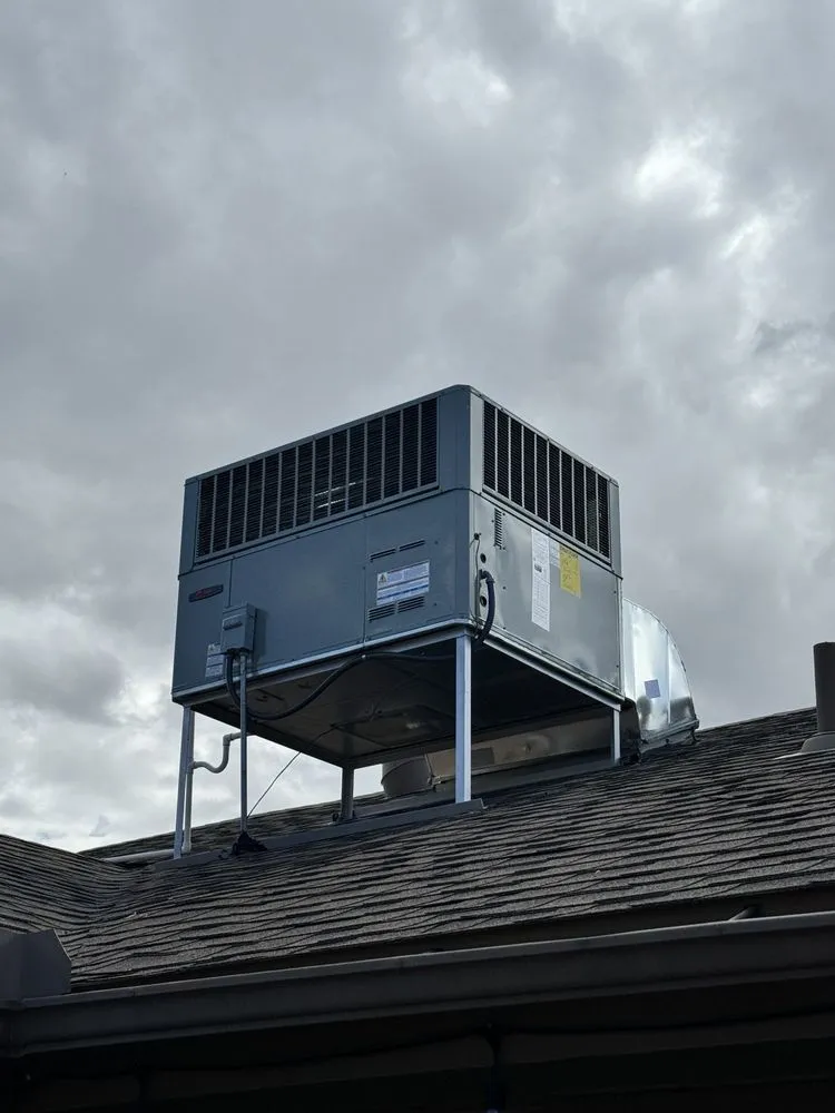 Slide of Everest Air