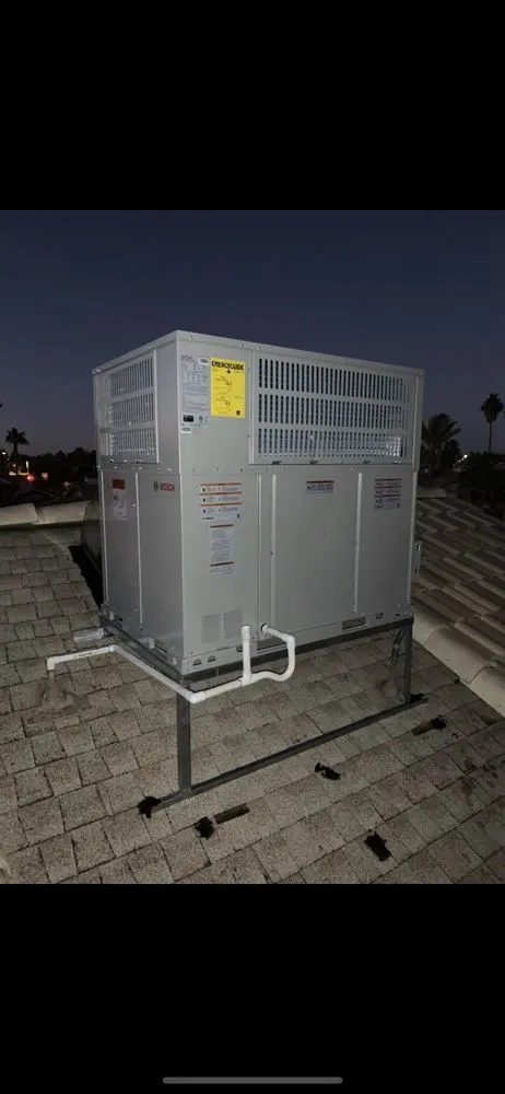 Slide of Everest Air