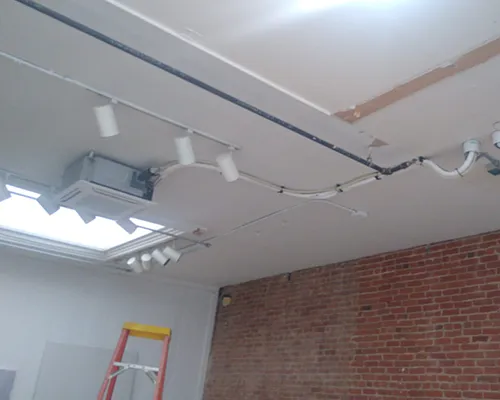 Slide of Everest Mechanical