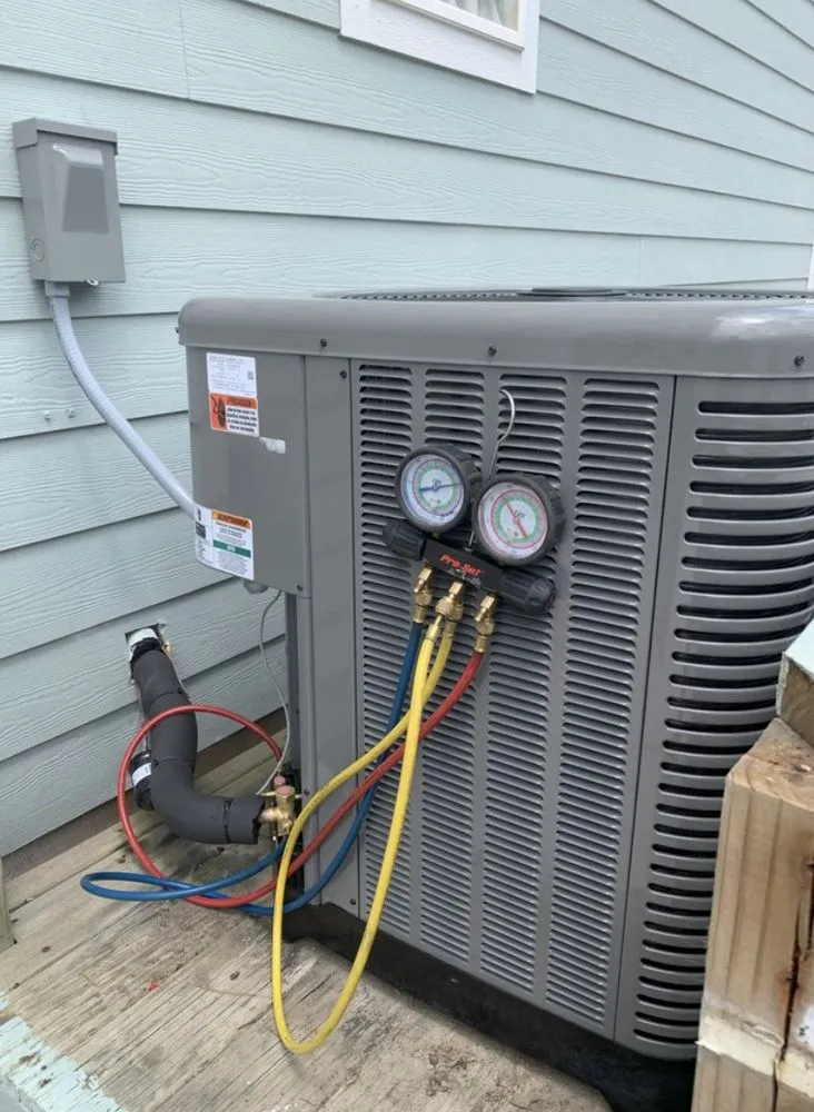 Slide of EverFlow Heating & Cooling