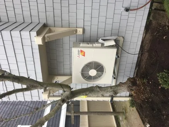 Slide of Evergreen Ductless Solutions