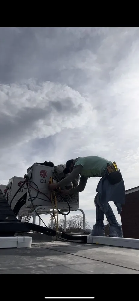 Slide of Everlasting Comfort Heating and Cooling