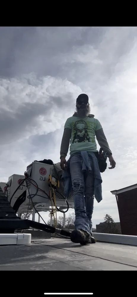 Slide of Everlasting Comfort Heating and Cooling