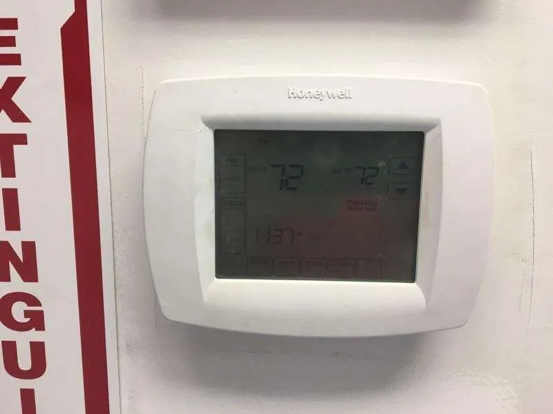 Slide of Every Thing Air