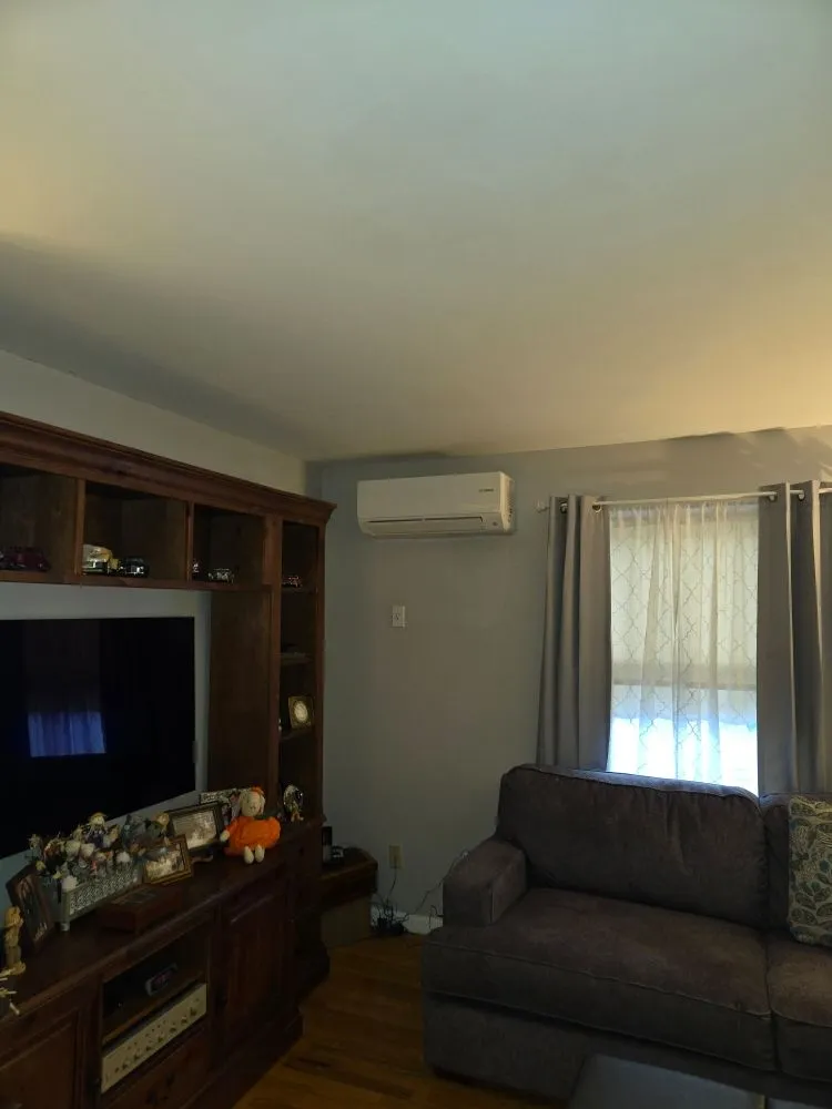 Slide of Exclusive Heat Pumps Solutions