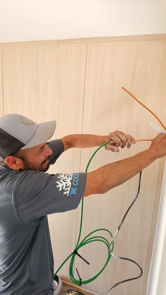 Slide of Expert HVAC