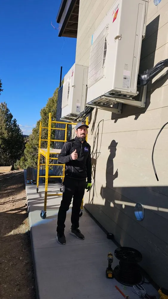 Slide of Expert HVAC