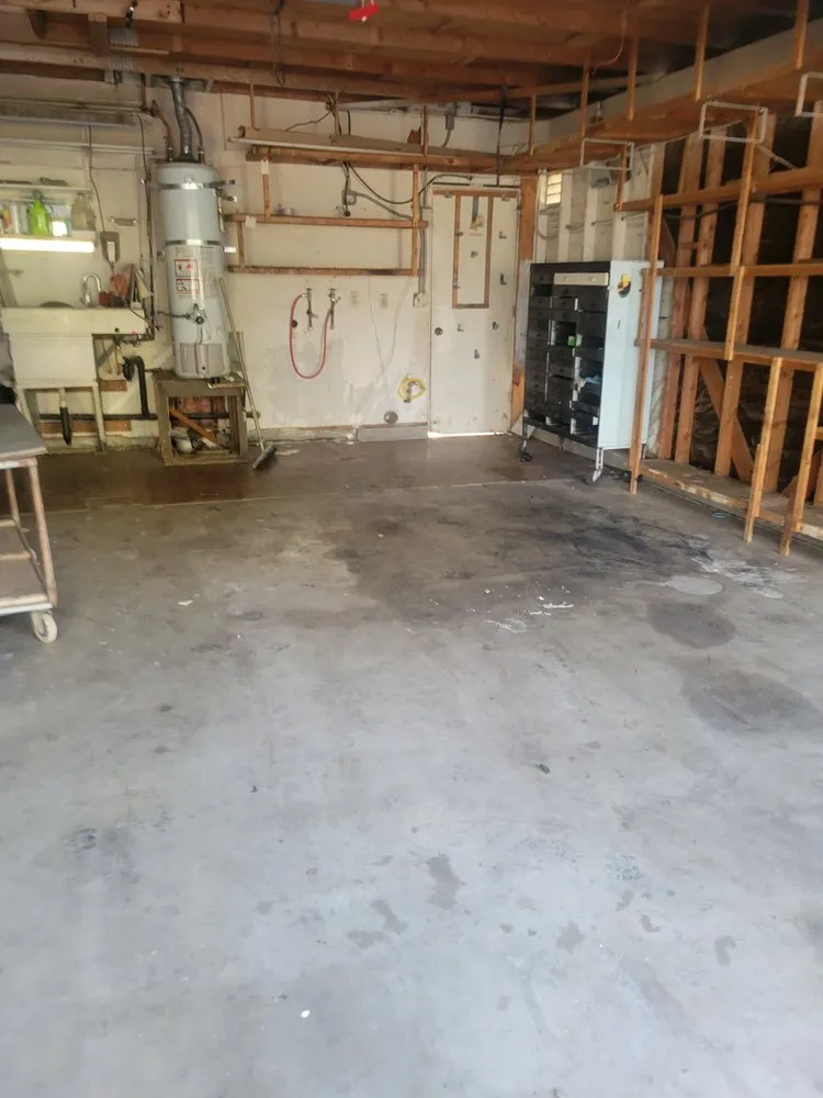 Slide of Express Junk Removal