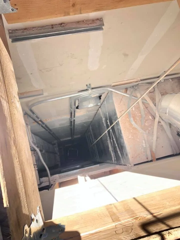 Slide of Extreme Air Conditioning & Heating