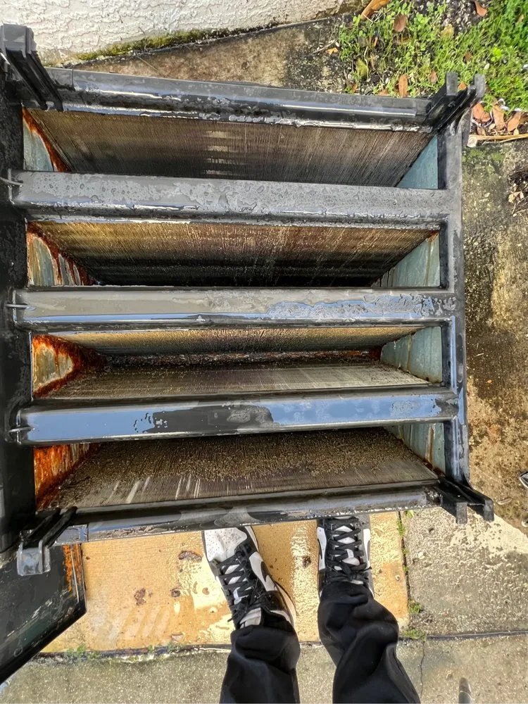 Slide of Extreme Air Solutions