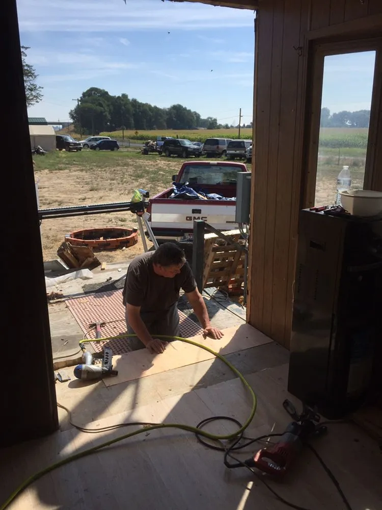 Slide of F & T HVAC Services