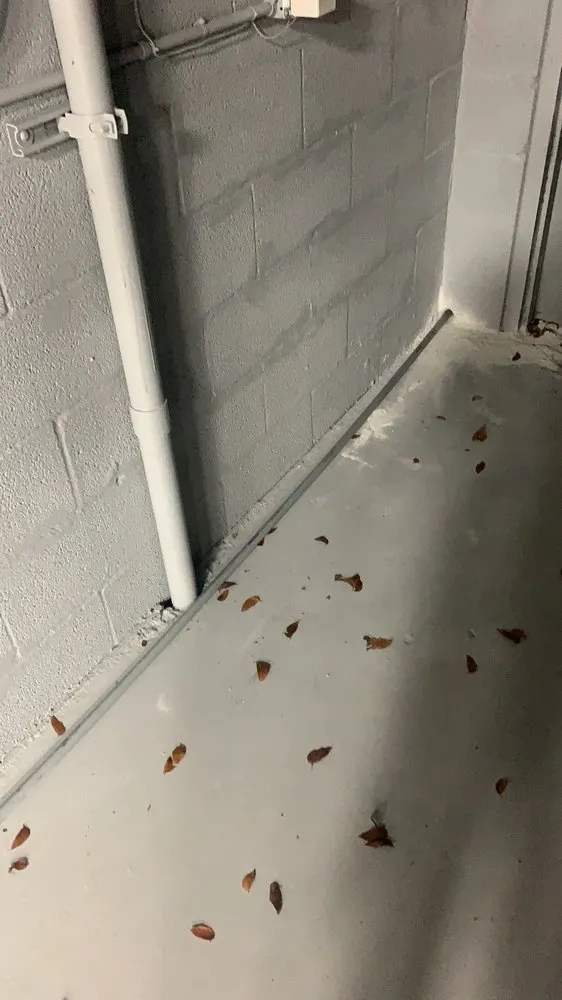 Slide of Fahrenheit AC